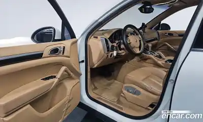 Porsche Cayenne 2014 3.0 Автомат в Москве № 165692, миниатюра 5