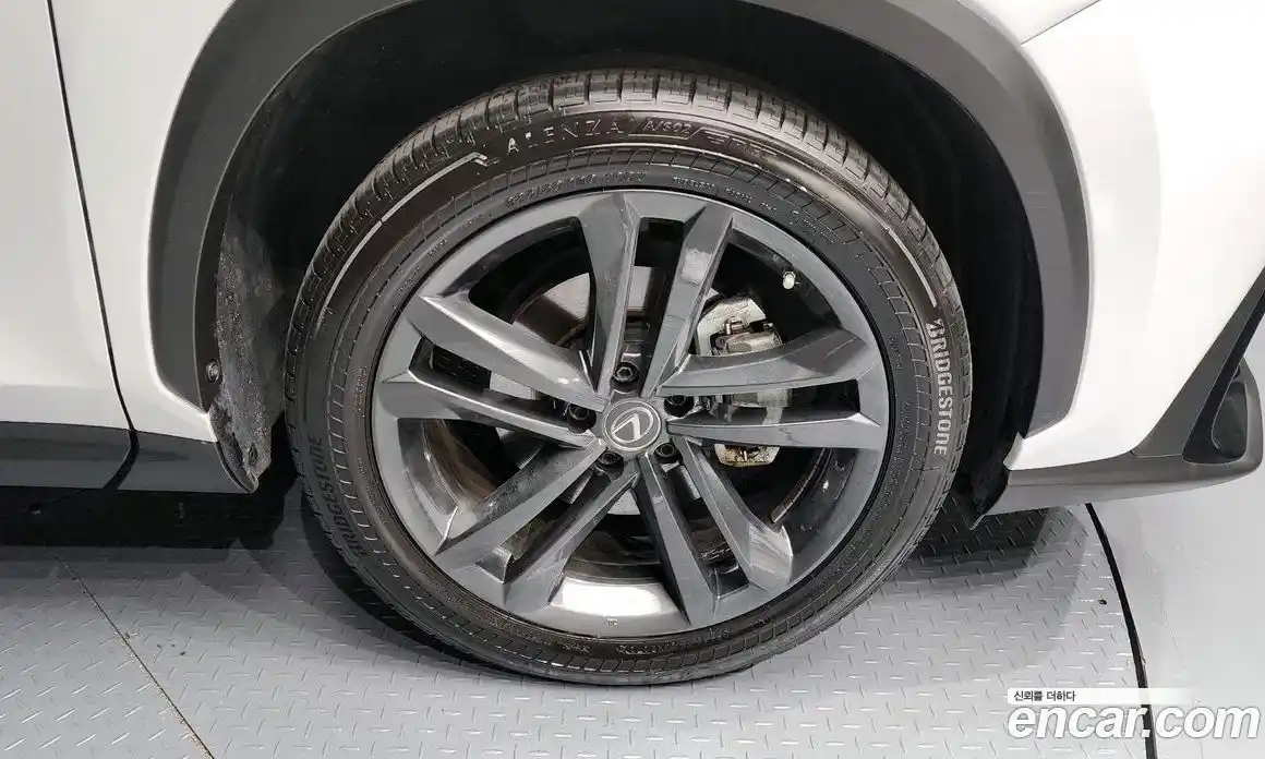 Lexus NX 2022 2.5 Автомат в Москве № 168091, фото 11