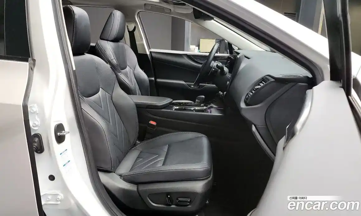 Lexus NX 2022 2.5 Автомат в Москве № 168091, фото 3