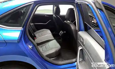 Volkswagen Jetta 2023 1.5 Автомат в Москве № 168481, миниатюра 3