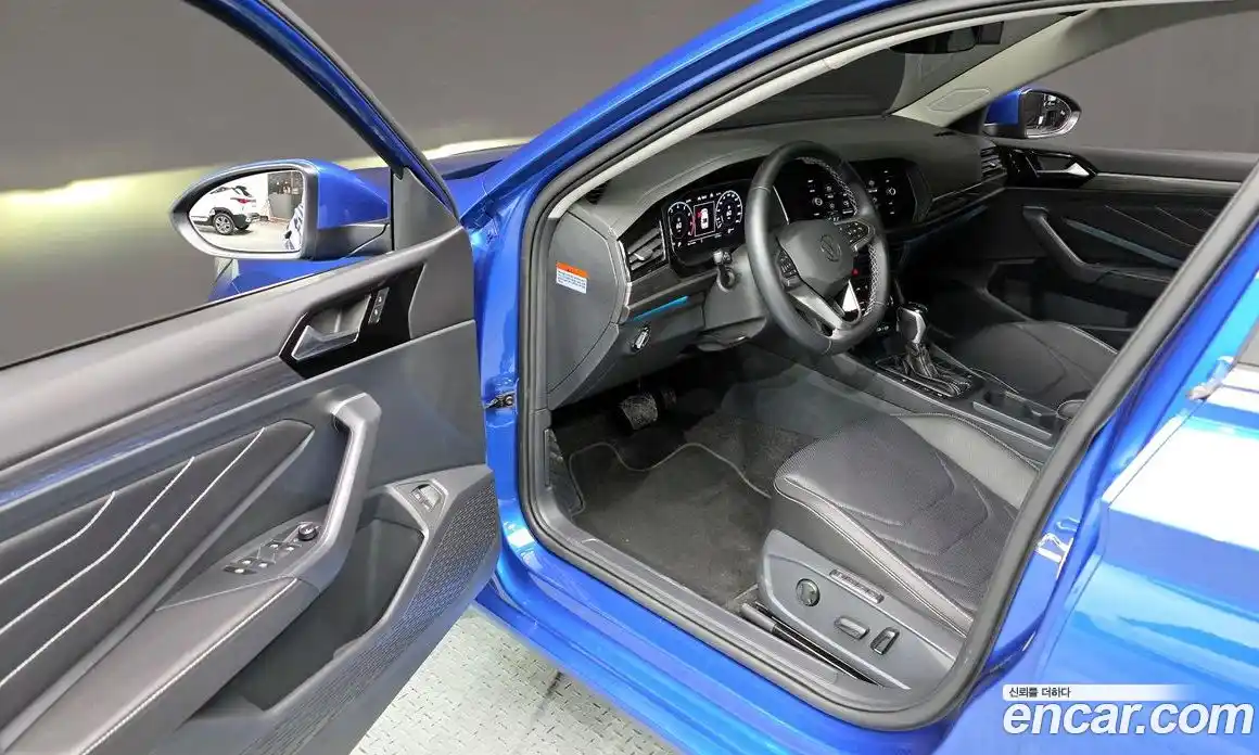 Volkswagen Jetta 2023 1.5 Автомат в Москве № 168481, фото 7