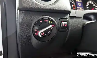 Volkswagen Tiguan 2014 2.0 Автомат в Москве № 169072, миниатюра 12