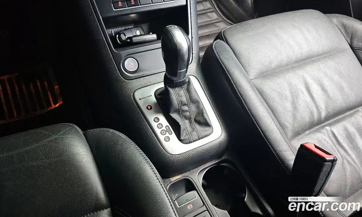 Volkswagen Tiguan 2014 2.0 Автомат в Москве № 169072, фото 4