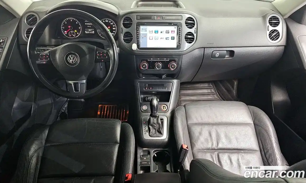 Volkswagen Tiguan 2014 2.0 Автомат в Москве № 169072, фото 5