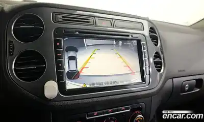 Volkswagen Tiguan 2014 2.0 Автомат в Москве № 169072, миниатюра 6