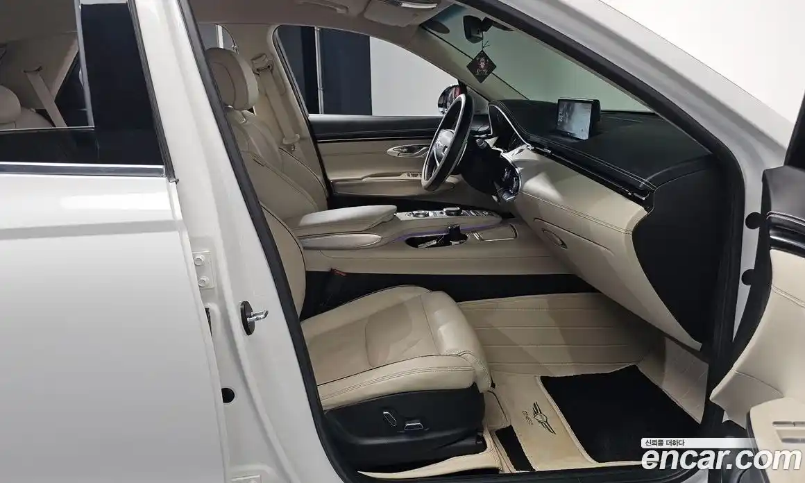 Genesis GV70 2022 2.5 Автомат в Москве № 179309, фото 16