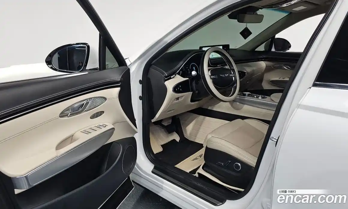 Genesis GV70 2022 2.5 Автомат в Москве № 179309, фото 17