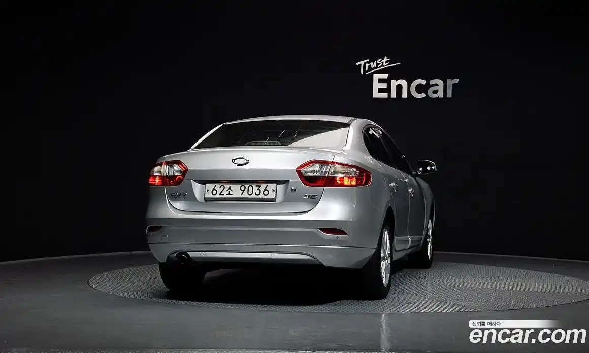 Renault SM3 2014 1.6 Автомат в Москве № 184625, фото 15