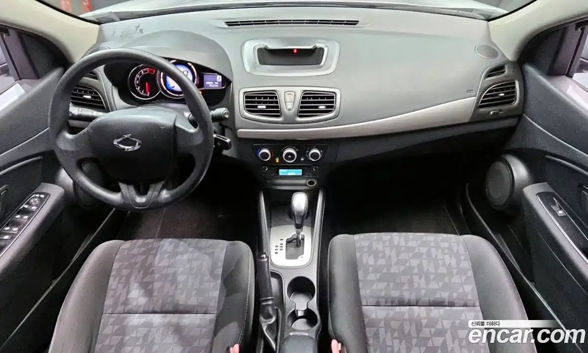 Renault SM3 2014 1.6 Автомат в Москве № 184625, фото 8