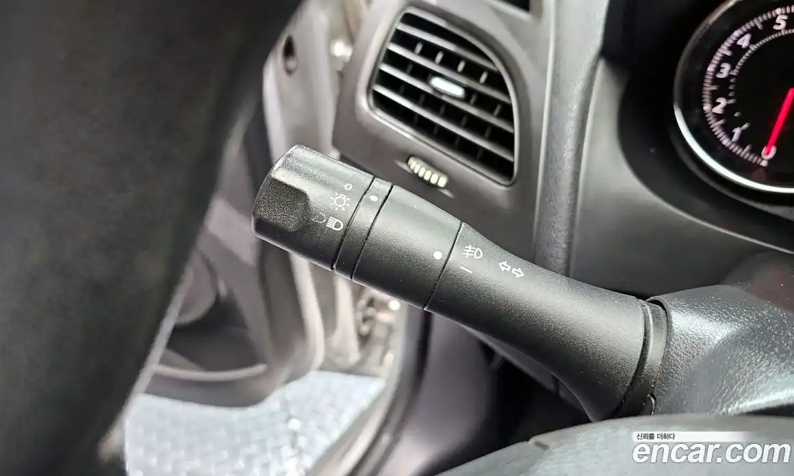 Renault SM3 2014 1.6 Автомат в Москве № 184625, фото 9