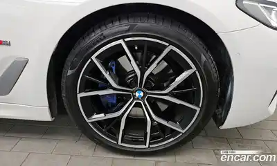 BMW 5-Series 2022 2.0 Автомат в Москве № 188333, миниатюра 2