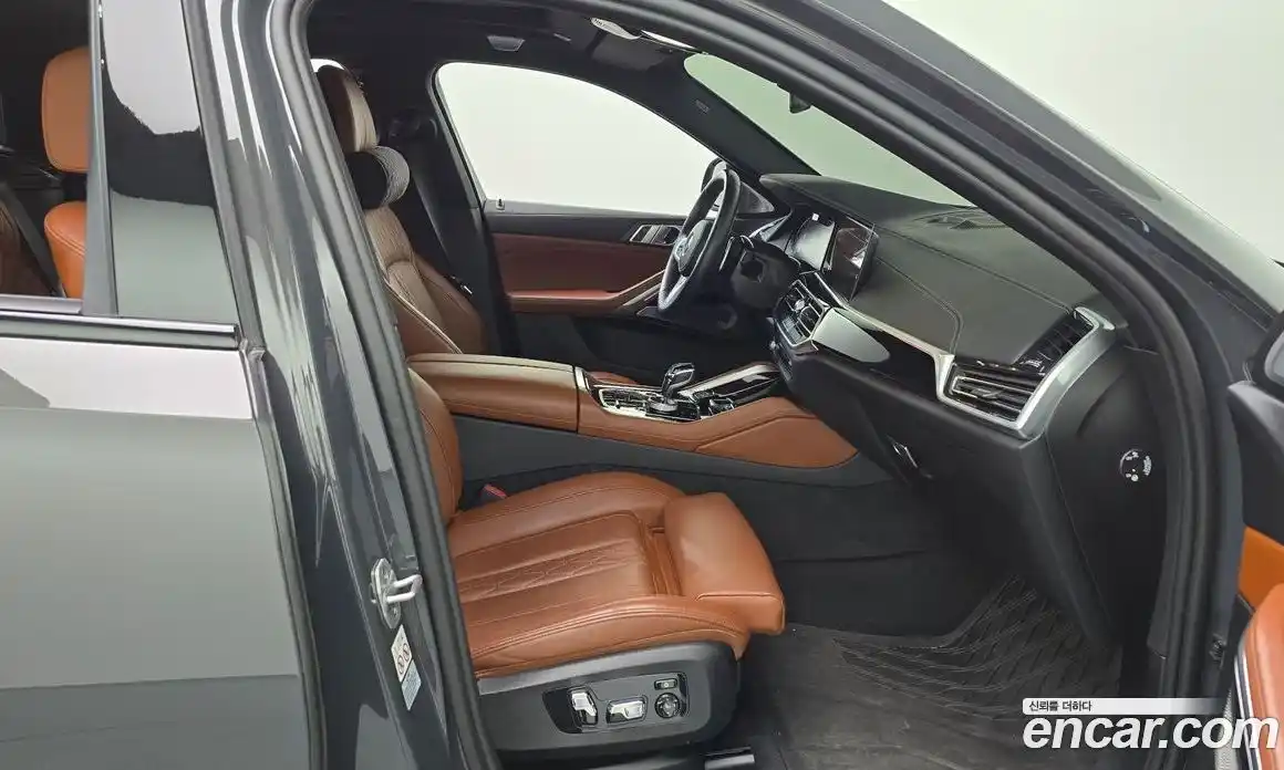BMW X6 2023 3.0 Автомат в Москве № 189815, фото 11