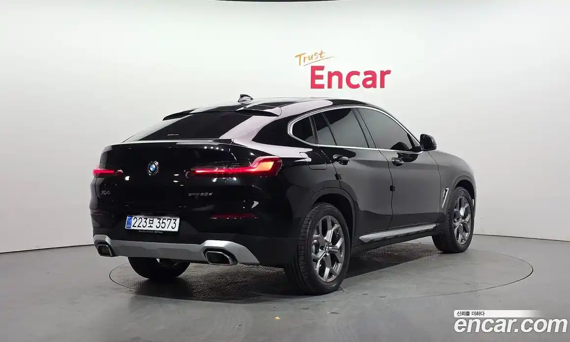 BMW X4 2022 2.0 Автомат в Москве № 190374, фото 1