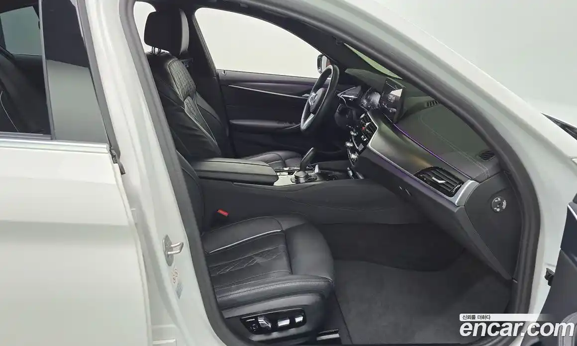 BMW 5-Series 2023 2.0 Автомат в Москве № 191515, фото 10