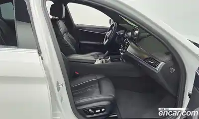 BMW 5-Series 2023 2.0 Автомат в Москве № 191515, миниатюра 10