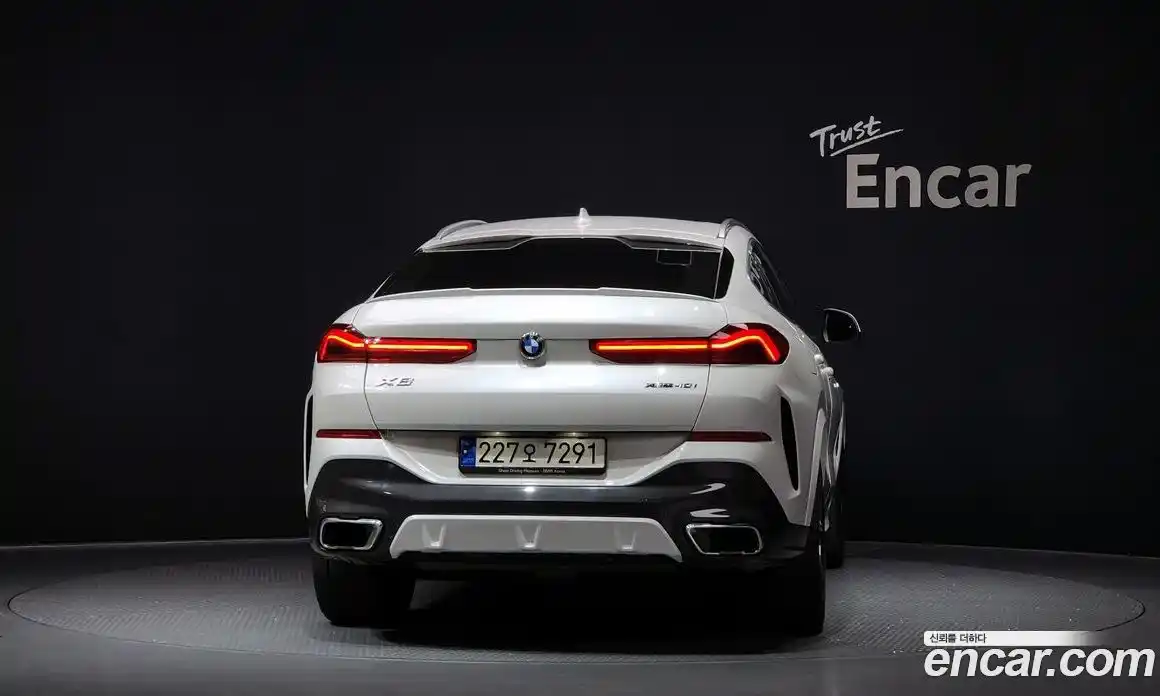 BMW X6 2023 3.0 Автомат в Москве № 191548, фото 14