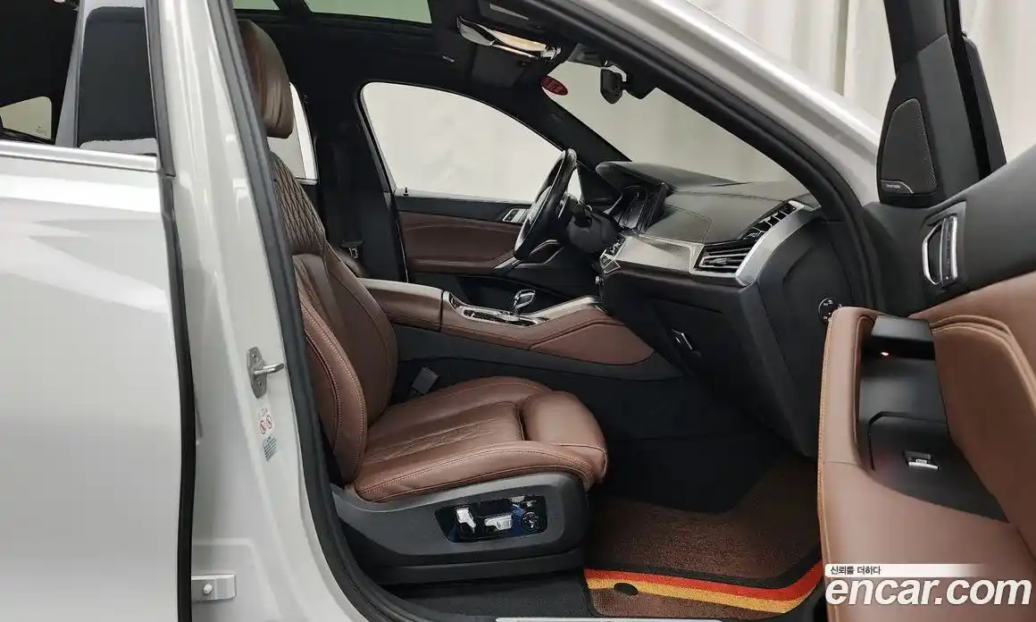 BMW X6 2023 3.0 Автомат в Москве № 191548, фото 4