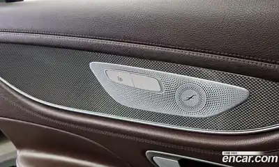 Mercedes-Benz CLS-Class 2020 1.9 Автомат в Москве № 194396, миниатюра 2