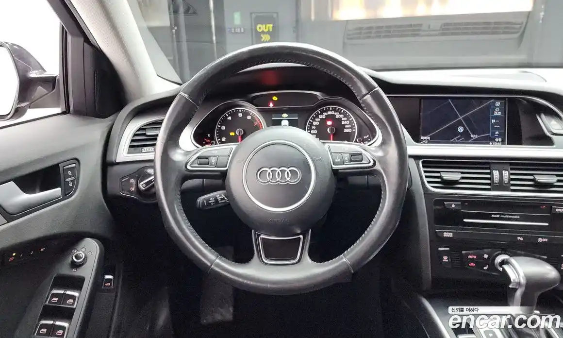 Audi A4 2015 2.0 Автомат в Москве № 196555, фото 14