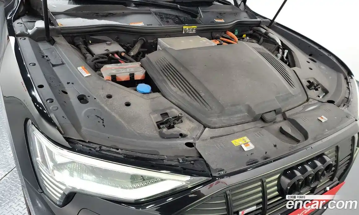 Audi e-tron 2021 0.2 Автомат в Москве № 196624, фото 14