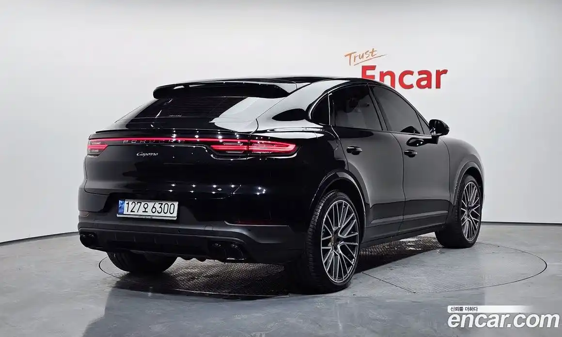 Porsche Cayenne 2022 3.0 Автомат в Москве № 197143, фото 11