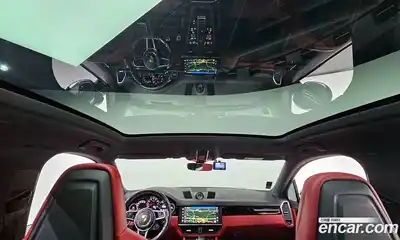 Porsche Cayenne 2022 3.0 Автомат в Москве № 197143, миниатюра 3