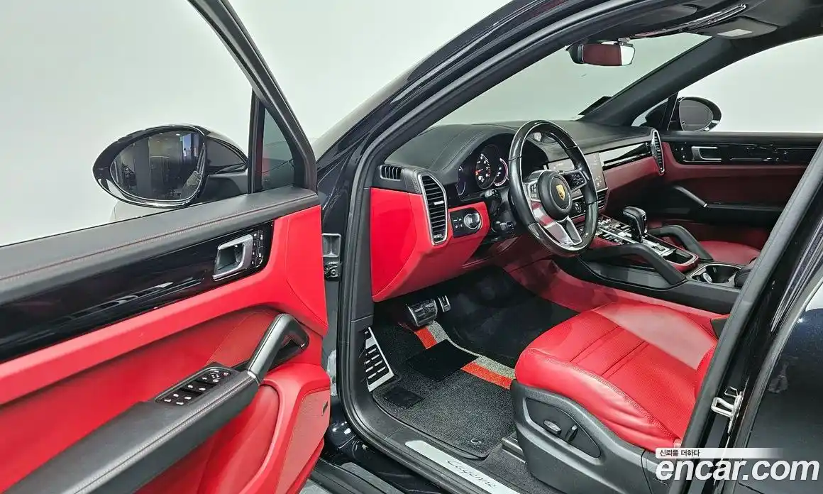 Porsche Cayenne 2022 3.0 Автомат в Москве № 197143, фото 5