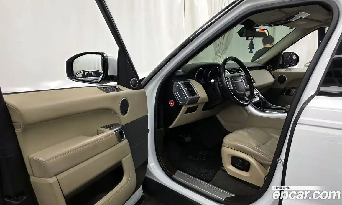 Land Rover Range-Rover Sport 2016 3.0 Автомат в Москве № 198264, фото 15