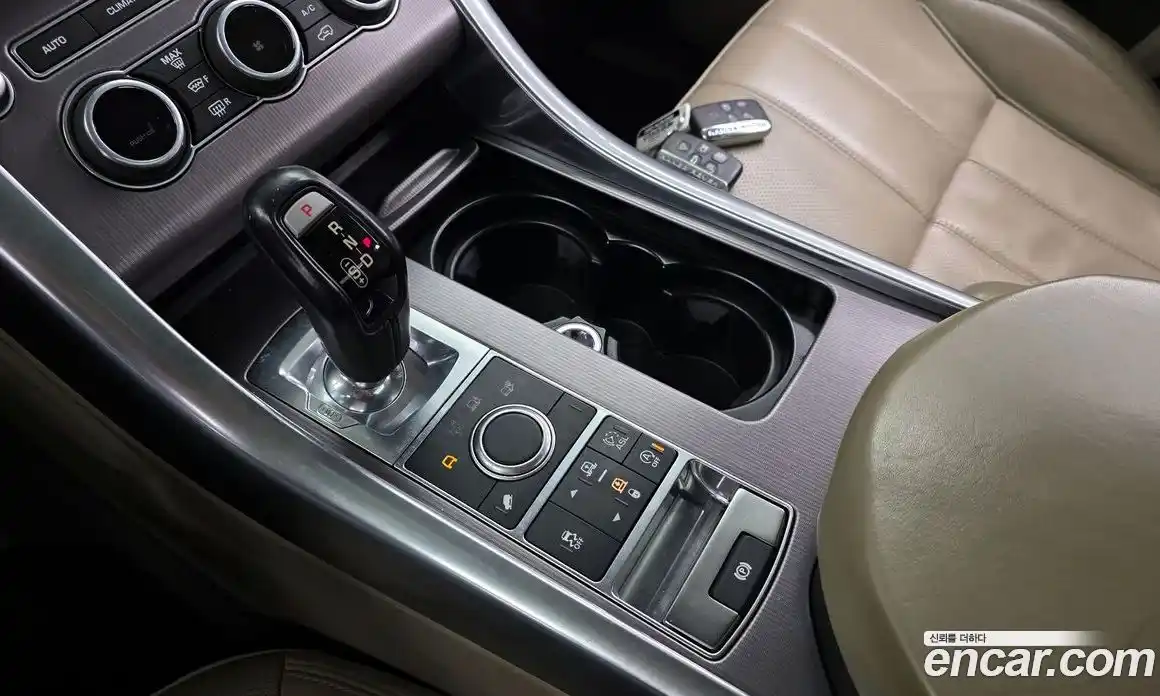 Land Rover Range-Rover Sport 2016 3.0 Автомат в Москве № 198264, фото 16