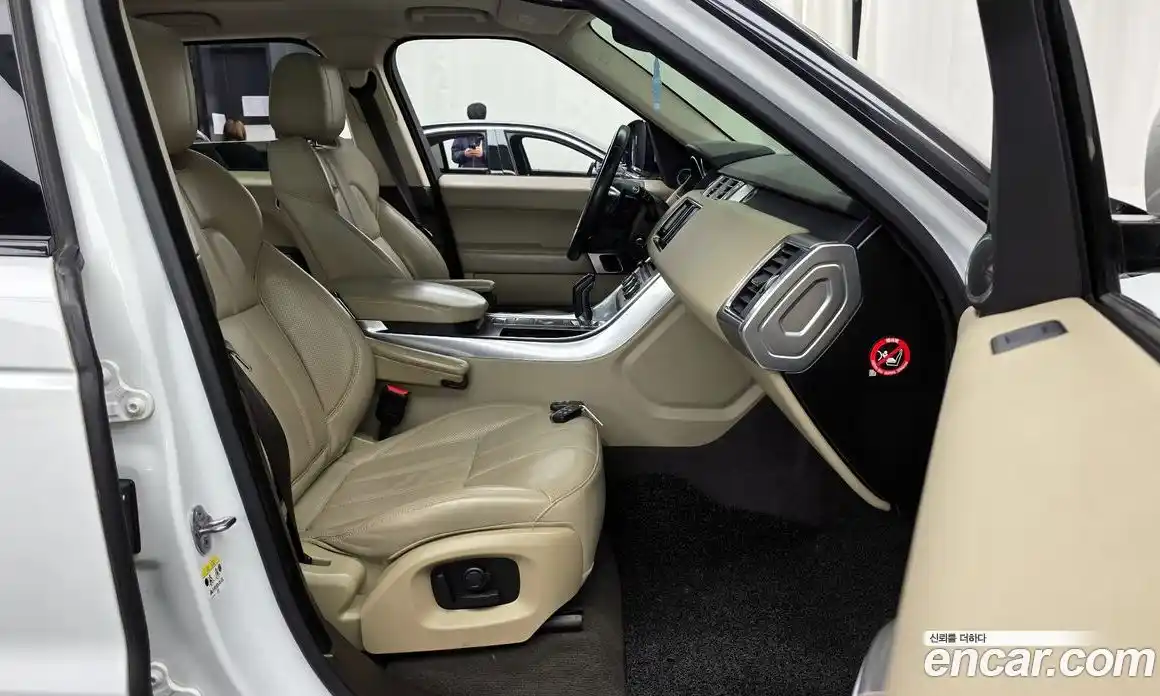 Land Rover Range-Rover Sport 2016 3.0 Автомат в Москве № 198264, фото 18