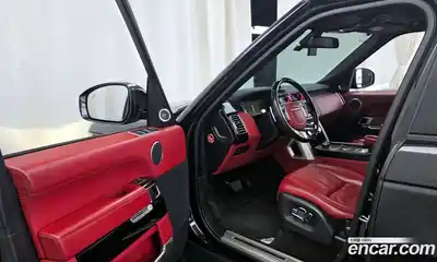 Land Rover Range-Rover 2015 4.4 Автомат в Москве № 198284, миниатюра 2