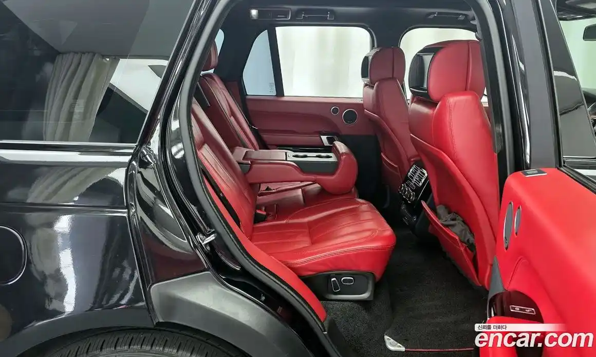 Land Rover Range-Rover 2015 4.4 Автомат в Москве № 198284, фото 3