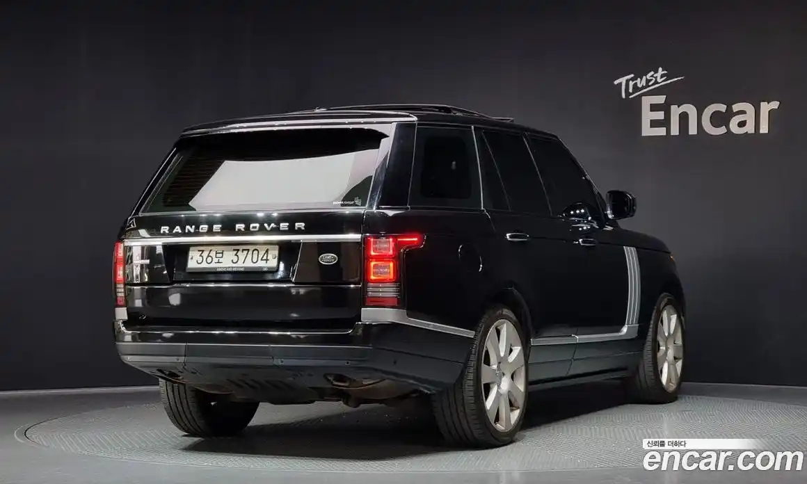 Land Rover Range-Rover 2015 4.4 Автомат в Москве № 198284, фото 10