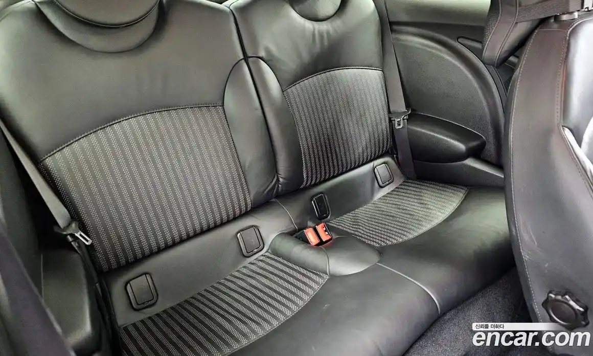 Mini Cooper 2013 1.6 Автомат в Москве № 198328, фото 9