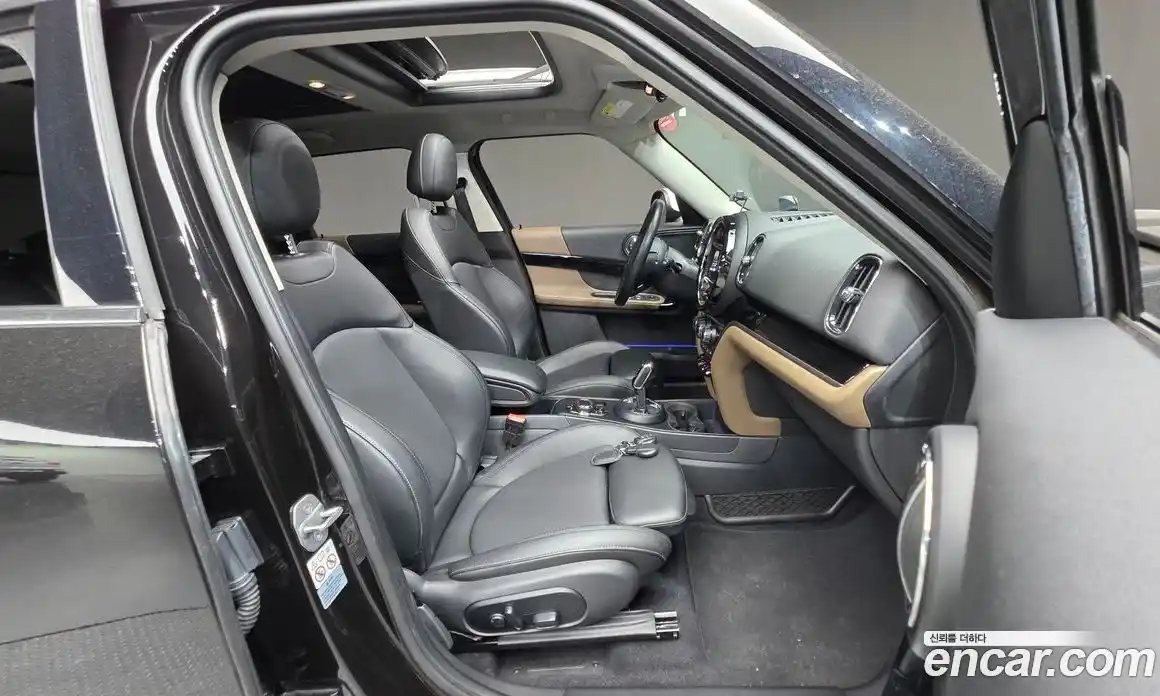 Mini Countryman 2018 2.0 Автомат в Москве № 198369, фото 12