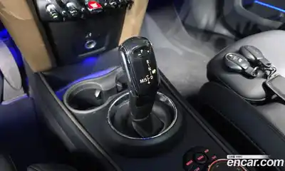 Mini Countryman 2018 2.0 Автомат в Москве № 198369, миниатюра 2