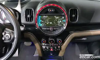 Mini Countryman 2018 2.0 Автомат в Москве № 198369, миниатюра 5