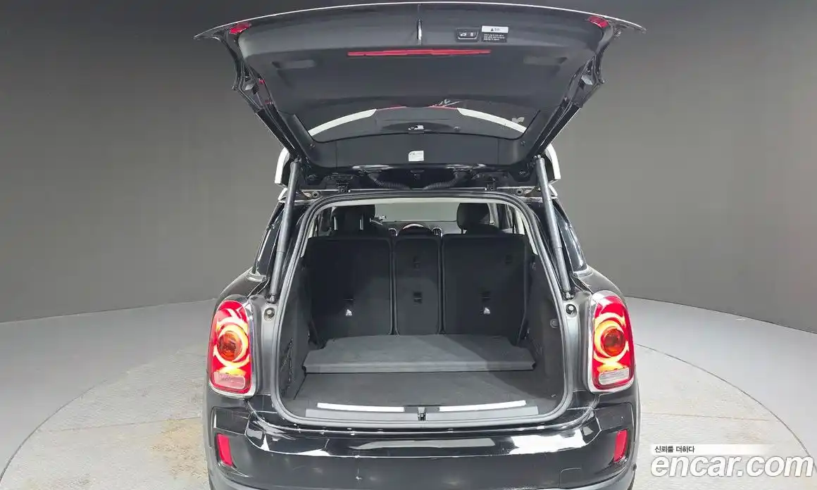 Mini Countryman 2018 2.0 Автомат в Москве № 198369, фото 6