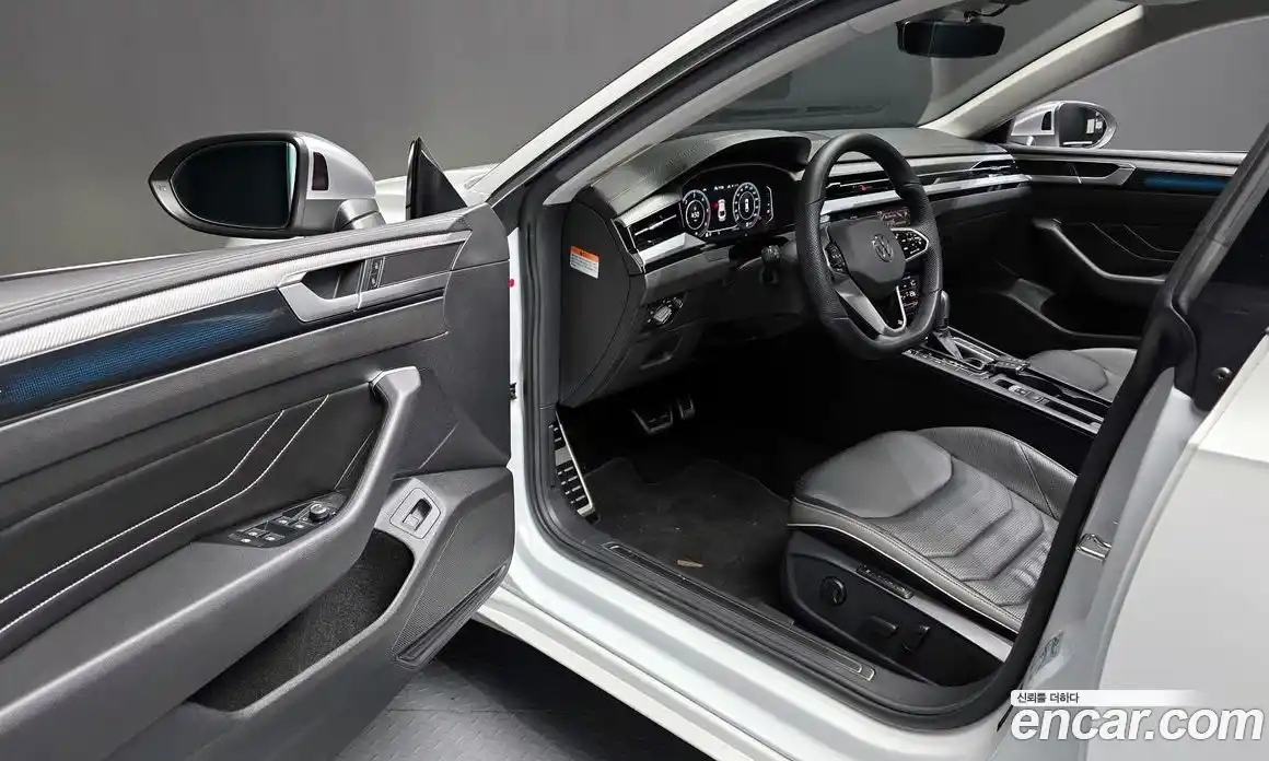 Volkswagen Arteon 2022 2.0 Автомат в Москве № 198940, фото 11