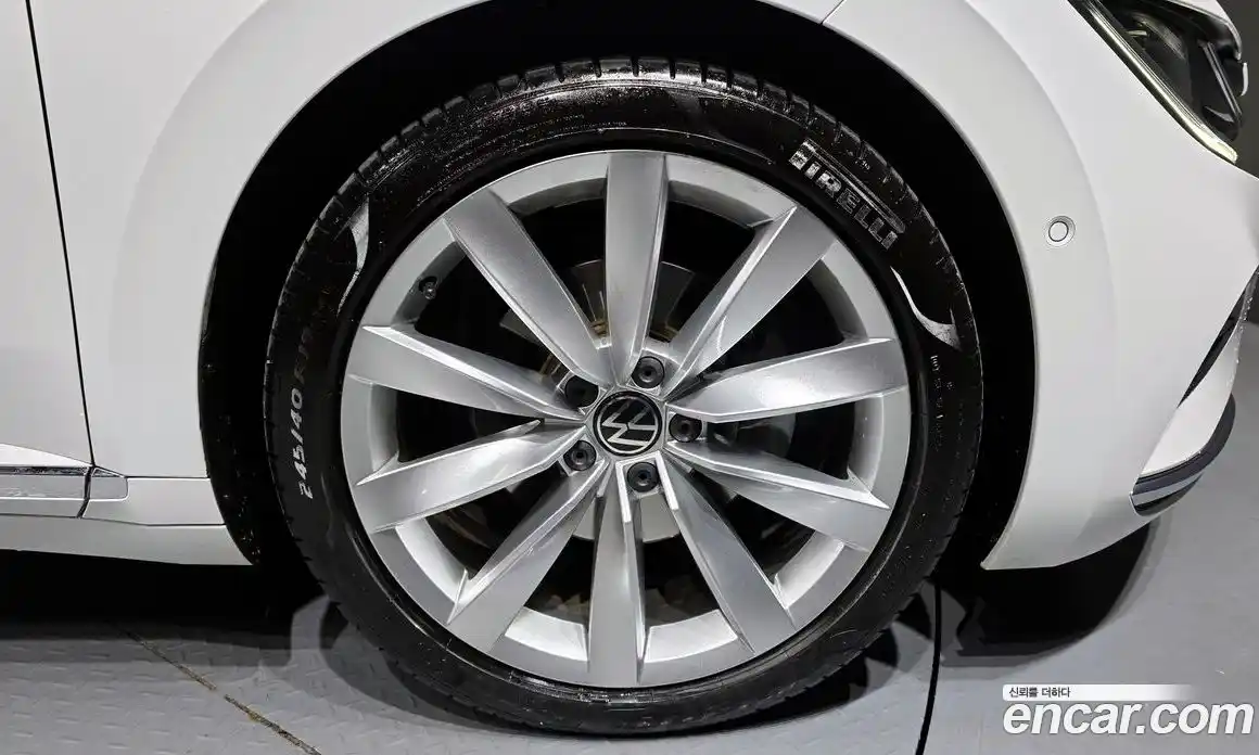 Volkswagen Arteon 2022 2.0 Автомат в Москве № 198940, фото 16