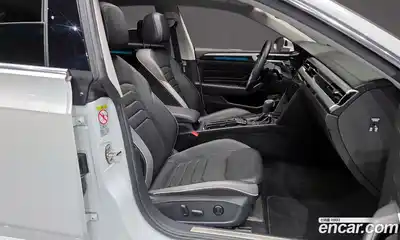 Volkswagen Arteon 2022 2.0 Автомат в Москве № 198940, миниатюра 7