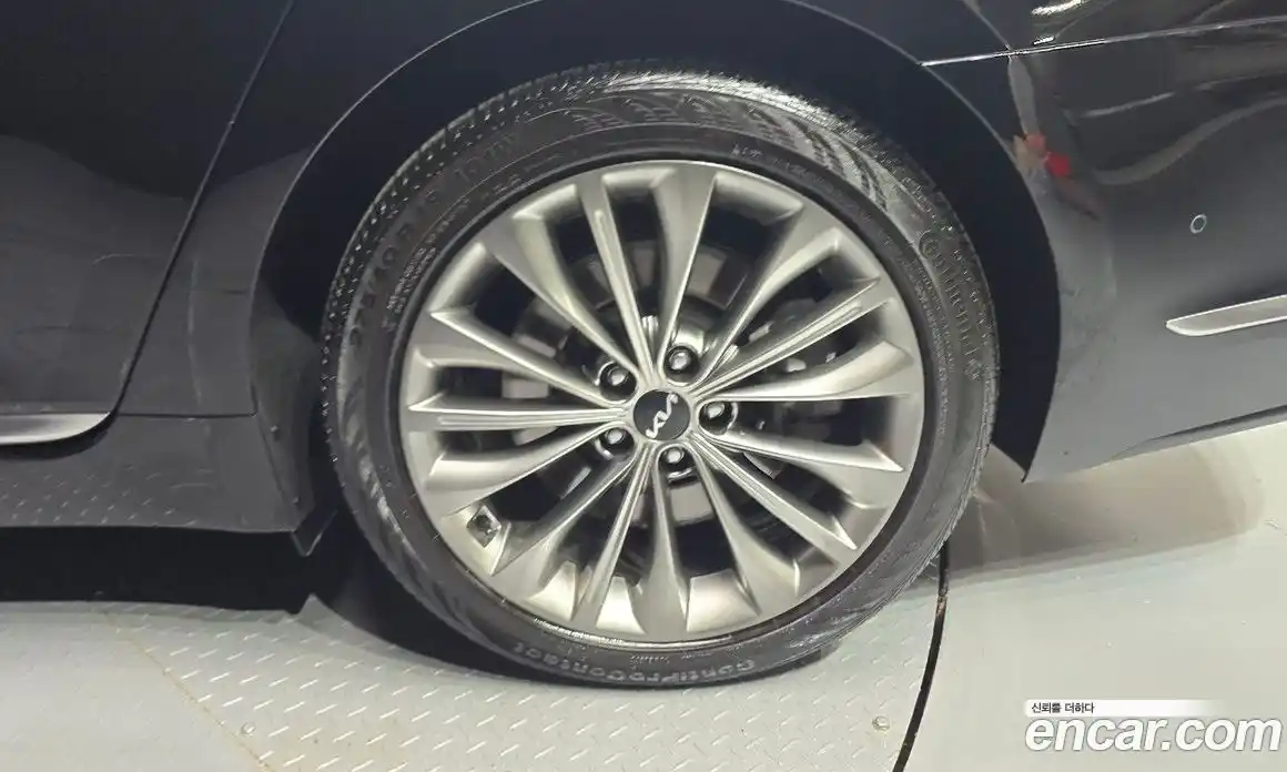 Kia K9 2022 3.8 Автомат в Москве № 20155, фото 10