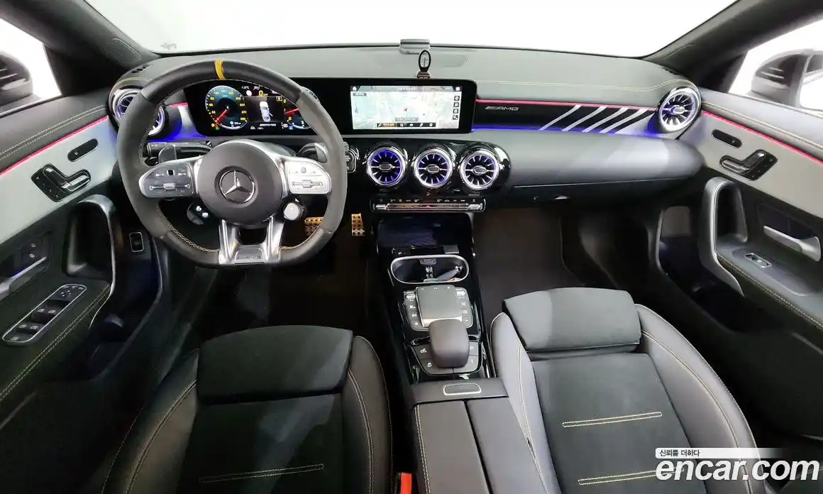 Mercedes-Benz CLA-Class 2023 2.0 Автомат в Москве № 204167, фото 10