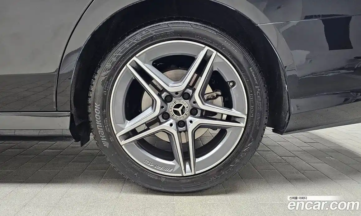 Mercedes-Benz E-Class 2023 2.0 Автомат в Москве № 206179, фото 14