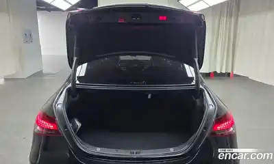 Mercedes-Benz E-Class 2022 2.0 Автомат в Москве № 206507, миниатюра 12