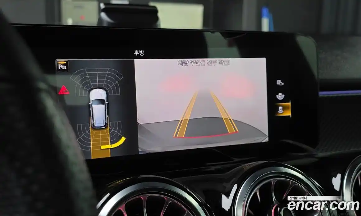 Mercedes-Benz GLB-Class 2022 2.0 Автомат в Москве № 207016, фото 15