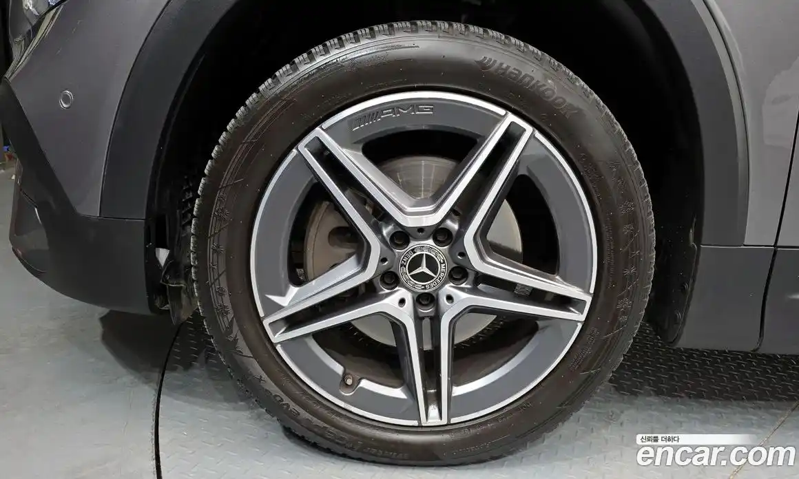 Mercedes-Benz GLB-Class 2022 2.0 Автомат в Москве № 207016, фото 17