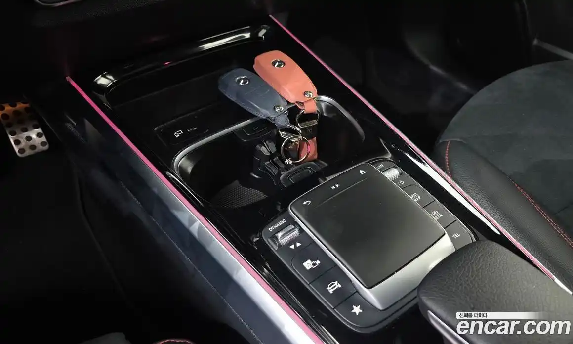 Mercedes-Benz GLB-Class 2022 2.0 Автомат в Москве № 207016, фото 19