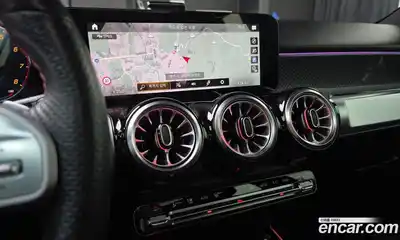 Mercedes-Benz GLB-Class 2022 2.0 Автомат в Москве № 207016, миниатюра 3