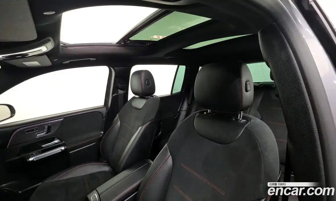 Mercedes-Benz GLB-Class 2022 2.0 Автомат в Москве № 207016, фото 4